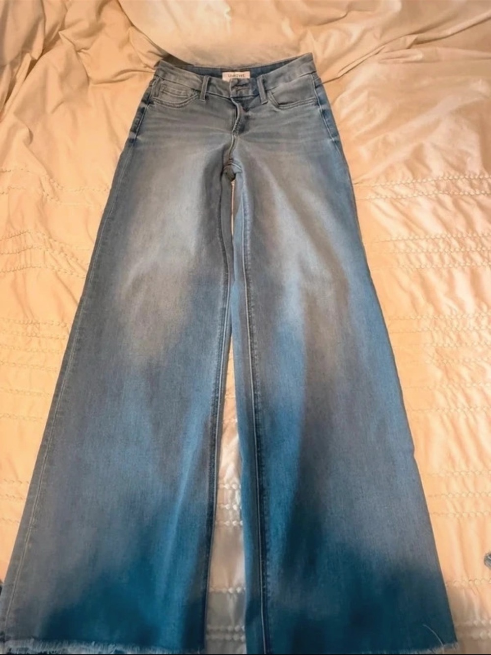 Lovervet size 5 High-Rise Light Blue Wide-Leg Jeans - Classic Flare